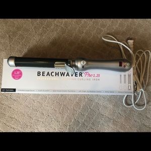 Beachwaver Pro 1.25” rotating curling iron